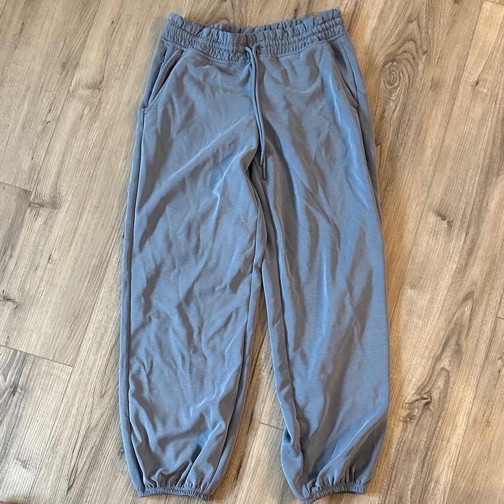 Athleta sea soft, midrise jogger